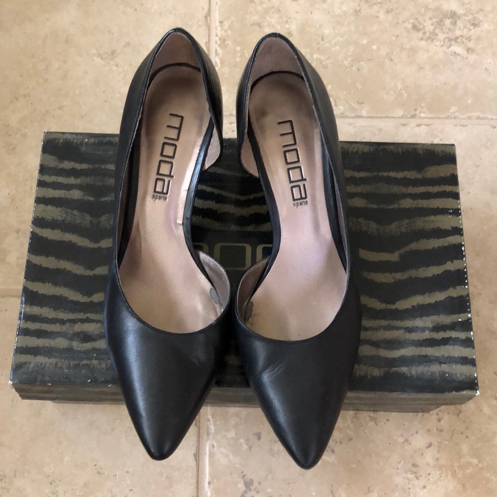 Moda Black Pump, 2 1/2”, size 6.5